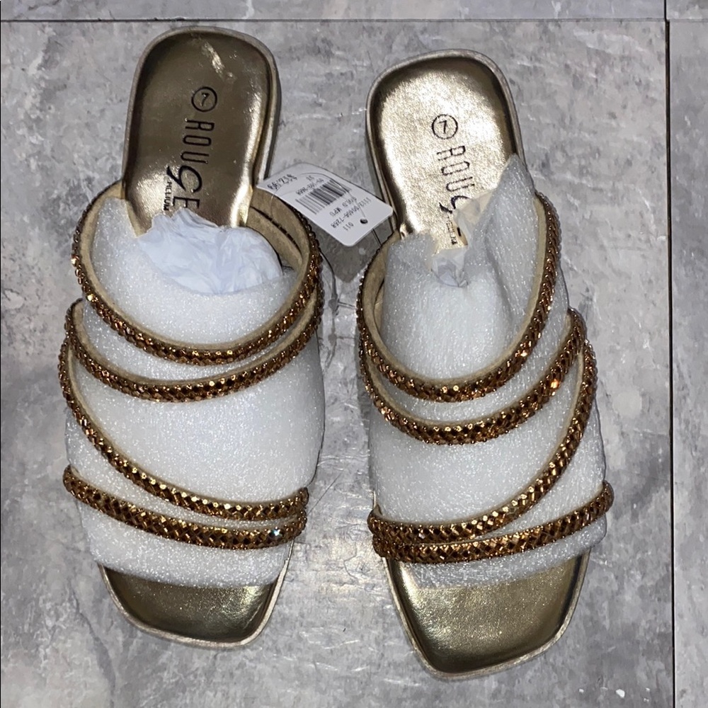 Rouge Helium Gold and White Strappy Sandals size 7 but fit women 6 brand new